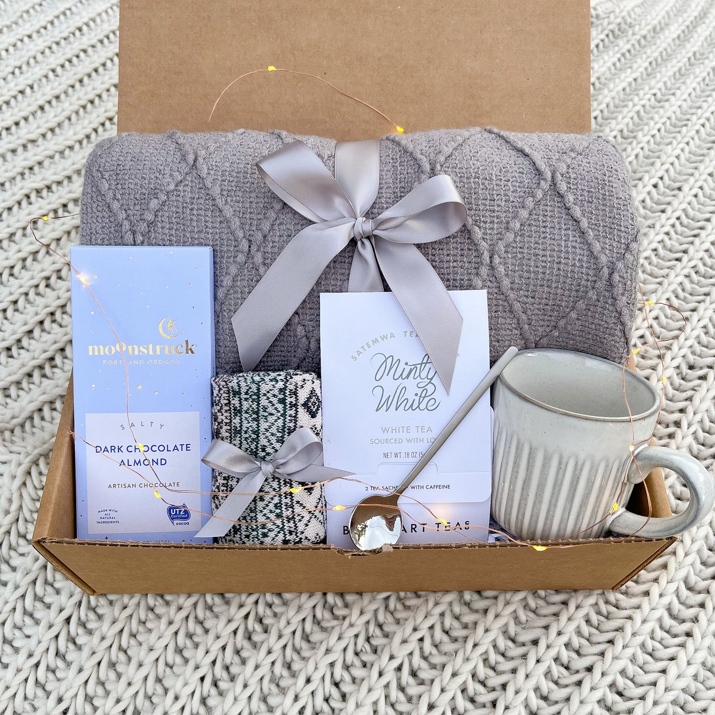 Warm gift box