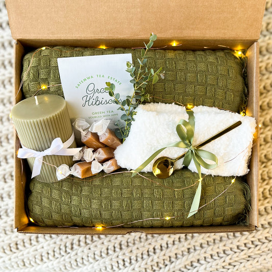 Gift box with olive blanket